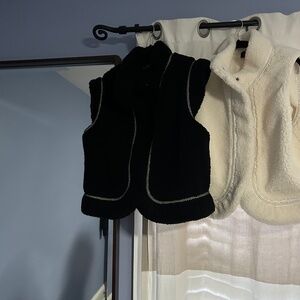 Set of vests